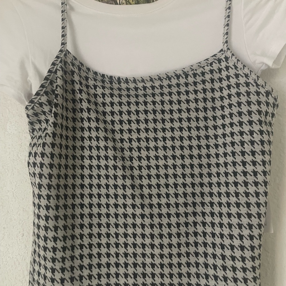 Stylish Black and White Houndstooth Women's Top